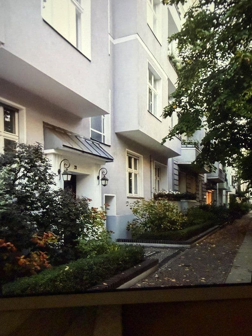 Pronájem bytu 3+1 80 m², Hektor Straße 21, Charlottenburg, Berlín Pronájem bytu 3+1 80 m², Hektor Straße 21, Charlottenburg, Berlín