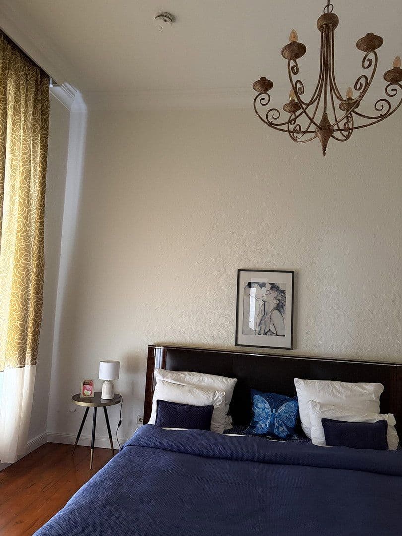 Pronájem bytu 3+1 80 m², Hektor Straße 21, Charlottenburg, Berlín Pronájem bytu 3+1 80 m², Hektor Straße 21, Charlottenburg, Berlín