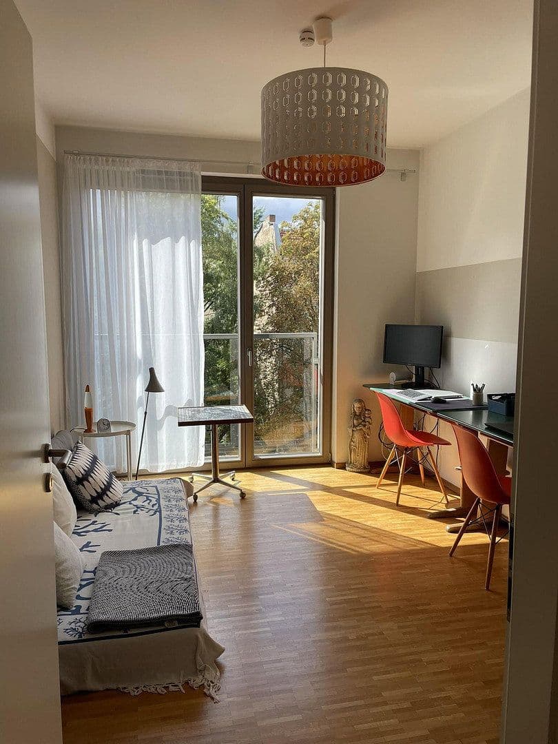 Pronájem bytu 4+1 125 m², Eschengraben 22, Berlin, Berlín Pronájem bytu 4+1 125 m², Eschengraben 22, Berlin, Berlín
