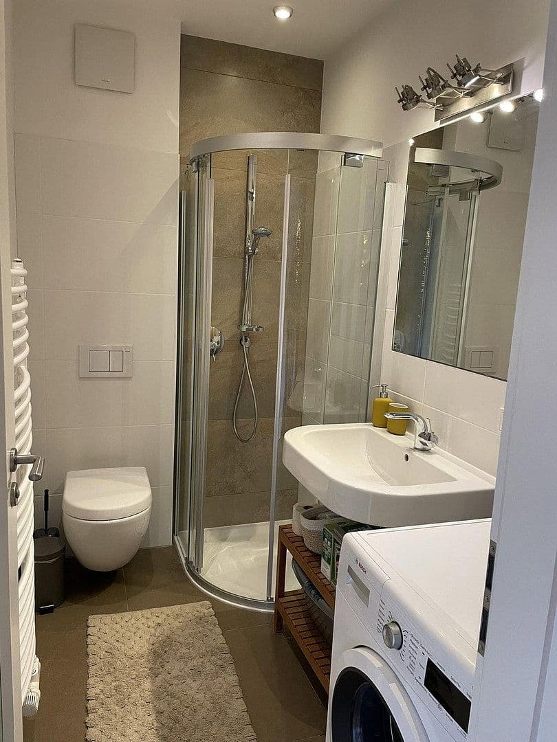 Pronájem bytu 4+1 125 m², Eschengraben 22, Berlin, Berlín Pronájem bytu 4+1 125 m², Eschengraben 22, Berlin, Berlín