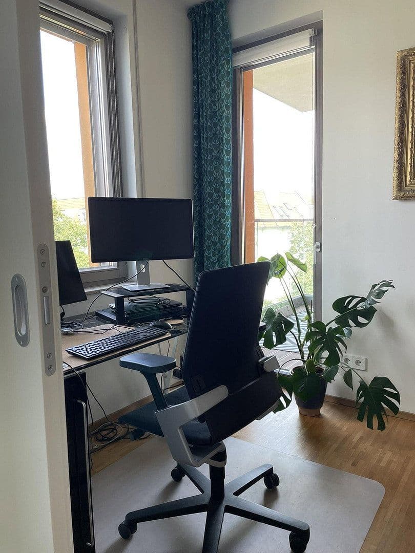 Pronájem bytu 4+1 125 m², Eschengraben 22, Berlin, Berlín Pronájem bytu 4+1 125 m², Eschengraben 22, Berlin, Berlín