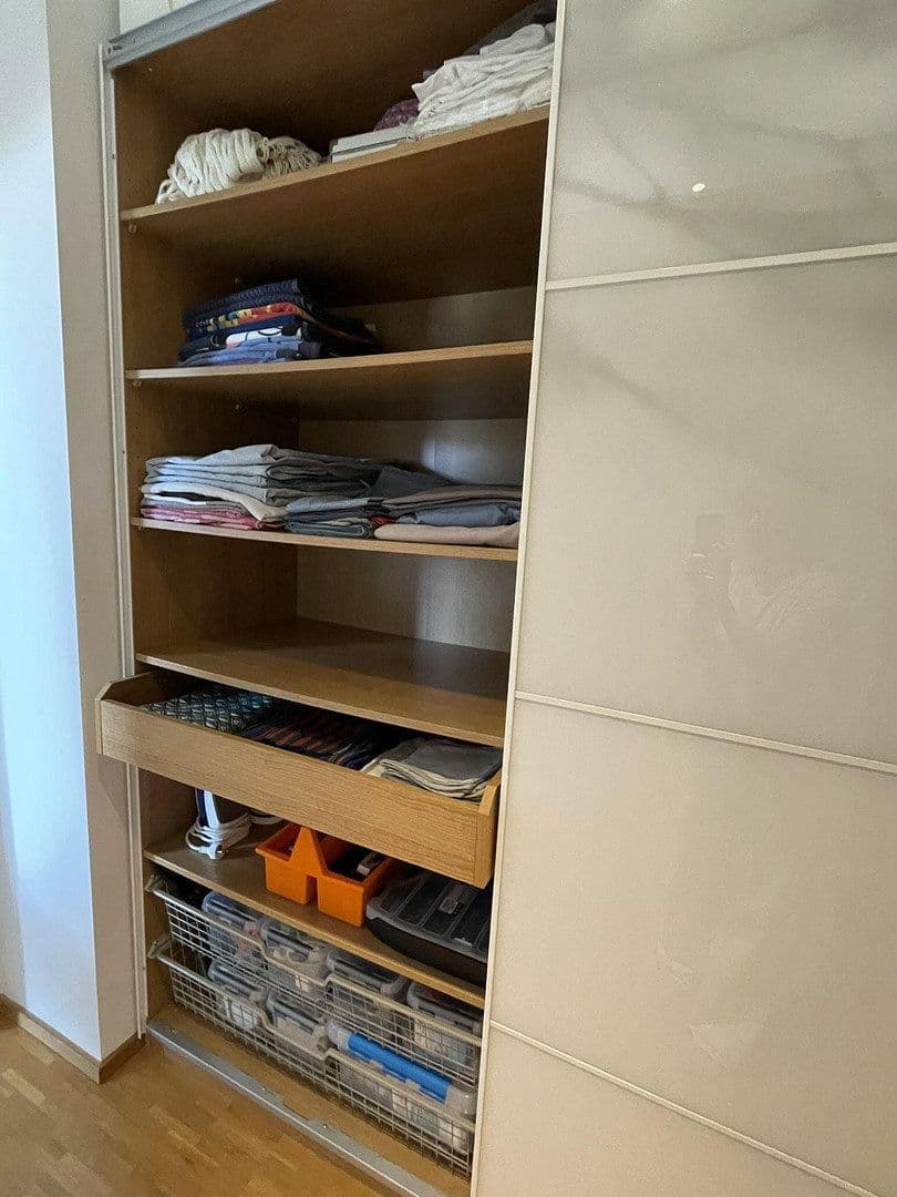 Pronájem bytu 4+1 125 m², Eschengraben 22, Berlin, Berlín Pronájem bytu 4+1 125 m², Eschengraben 22, Berlin, Berlín