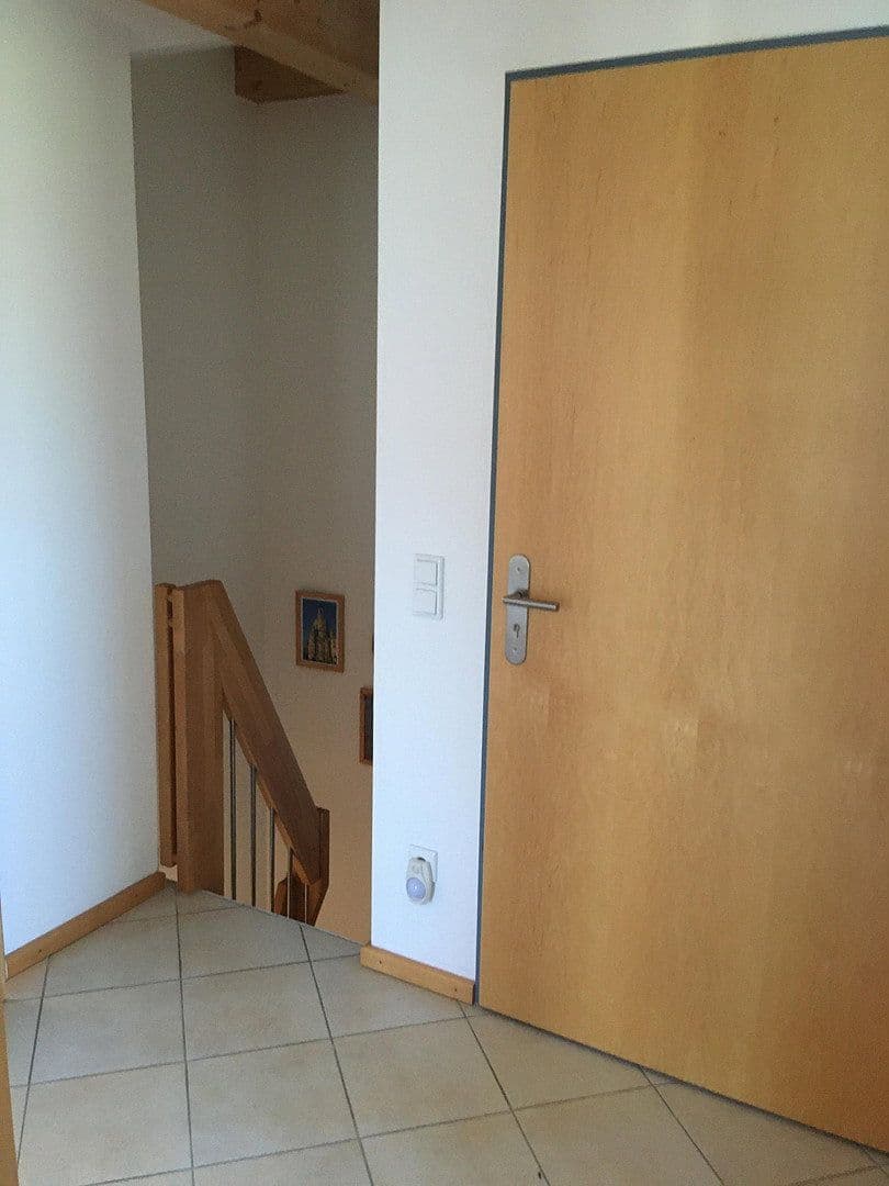 Pronájem bytu 5+1 126 m², Elkofener Weg 23, Grafing, Bavorsko Pronájem bytu 5+1 126 m², Elkofener Weg 23, Grafing, Bavorsko