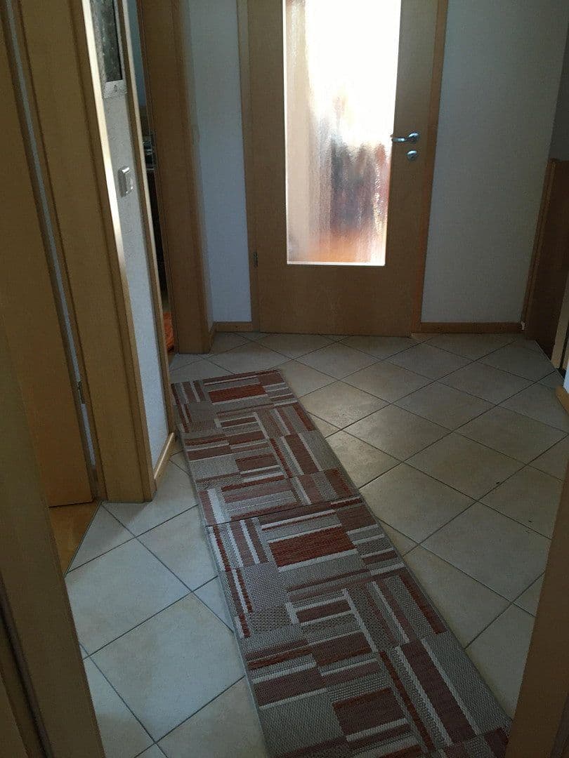 Pronájem bytu 5+1 126 m², Elkofener Weg 23, Grafing, Bavorsko Pronájem bytu 5+1 126 m², Elkofener Weg 23, Grafing, Bavorsko