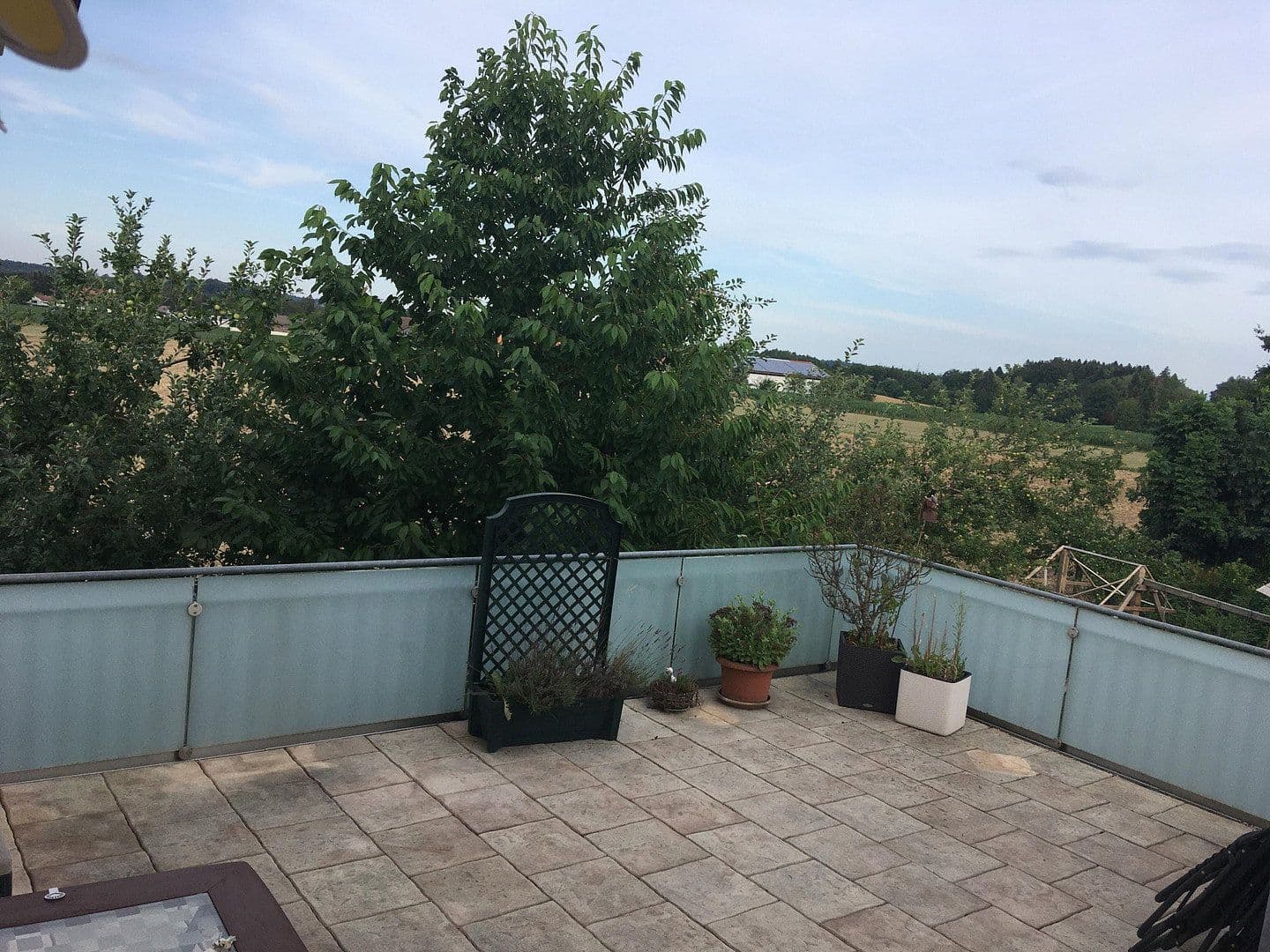 Pronájem bytu 5+1 126 m², Elkofener Weg 23, Grafing, Bavorsko Pronájem bytu 5+1 126 m², Elkofener Weg 23, Grafing, Bavorsko