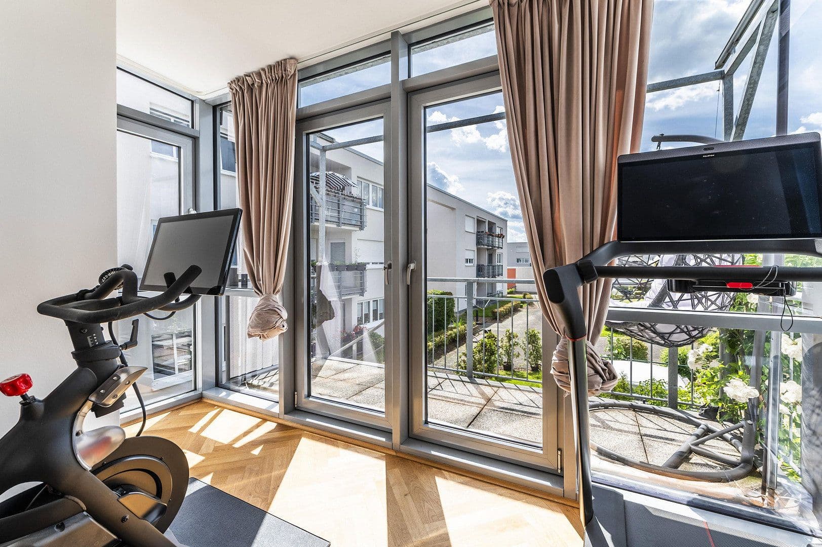 Prodej bytu 3+1 86 m², Dresden, Sasko Prodej bytu 3+1 86 m², Dresden, Sasko