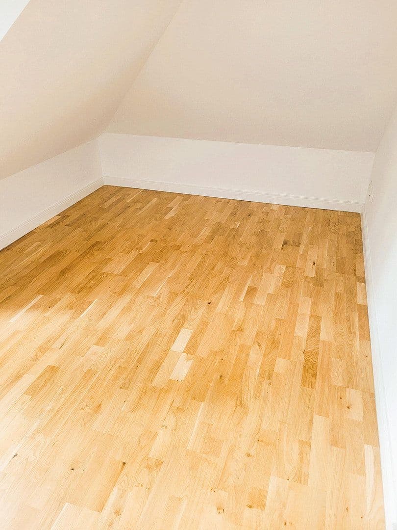 Prodej bytu 5+1 113 m², Genovevastraße 6, Berlin, Berlín Prodej bytu 5+1 113 m², Genovevastraße 6, Berlin, Berlín