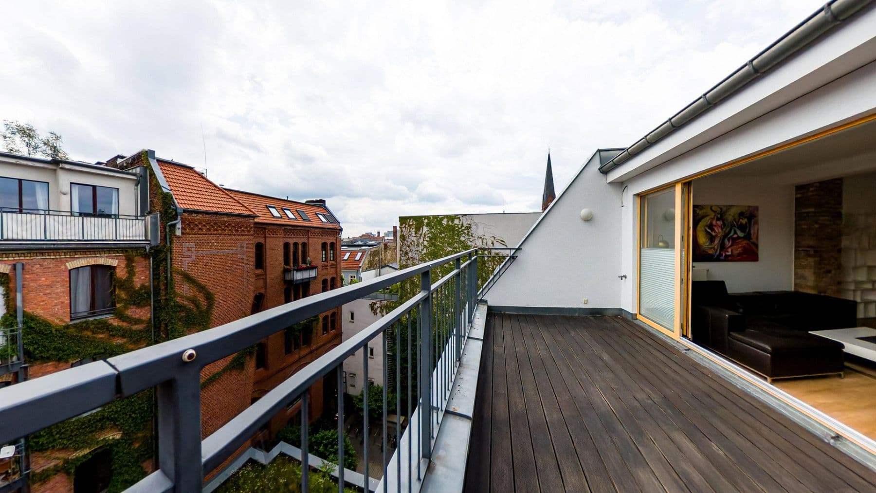 Prodej bytu 3+1 107 m², Berlin, Berlín Prodej bytu 3+1 107 m², Berlin, Berlín