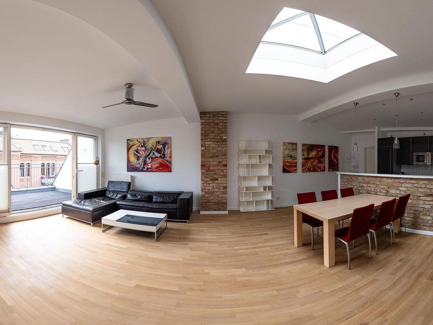 Prodej bytu 3+1 107 m², Berlin, Berlín Prodej bytu 3+1 107 m², Berlin, Berlín