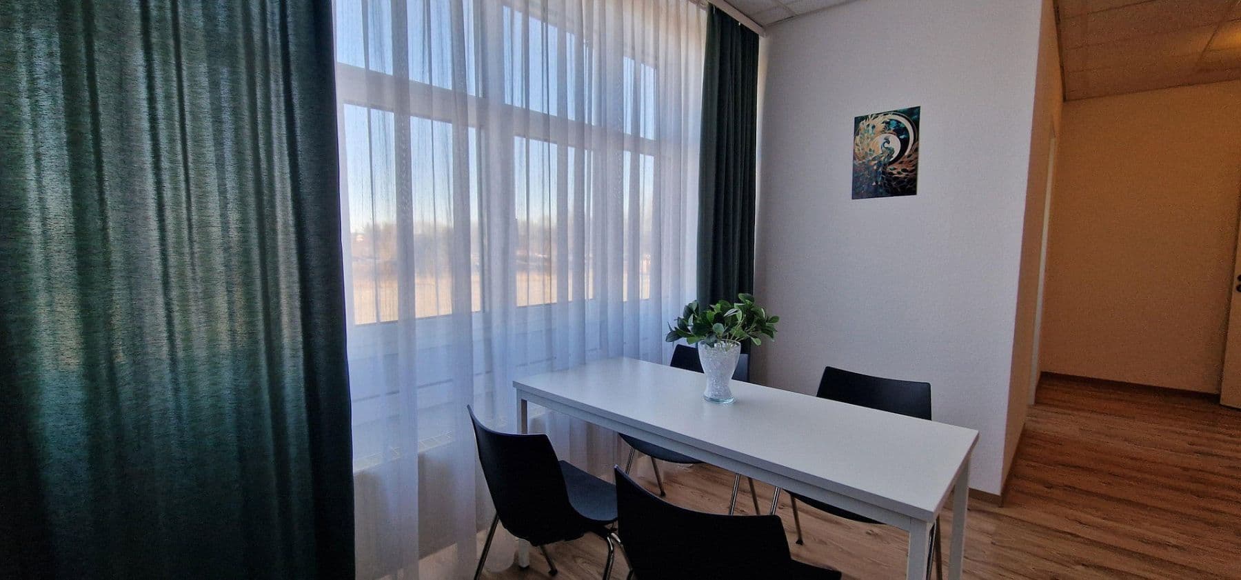 Pronájem bytu 3+1 114 m², Steinbergstr. 3, Leipzig OT Holzhausen, Sasko Pronájem bytu 3+1 114 m², Steinbergstr. 3, Leipzig OT Holzhausen, Sasko