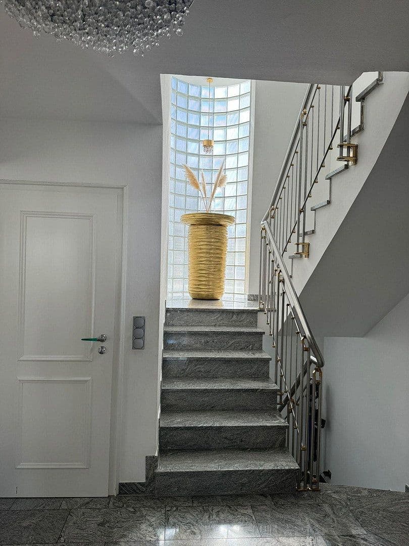 Prodej domu 340 m², pozemek 488 m², Frechen, Severní Porýní-Vestfálsko Prodej domu 340 m², pozemek 488 m², Frechen, Severní Porýní-Vestfálsko