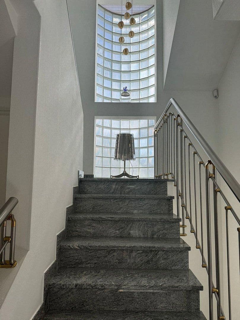 Prodej domu 340 m², pozemek 488 m², Frechen, Severní Porýní-Vestfálsko Prodej domu 340 m², pozemek 488 m², Frechen, Severní Porýní-Vestfálsko