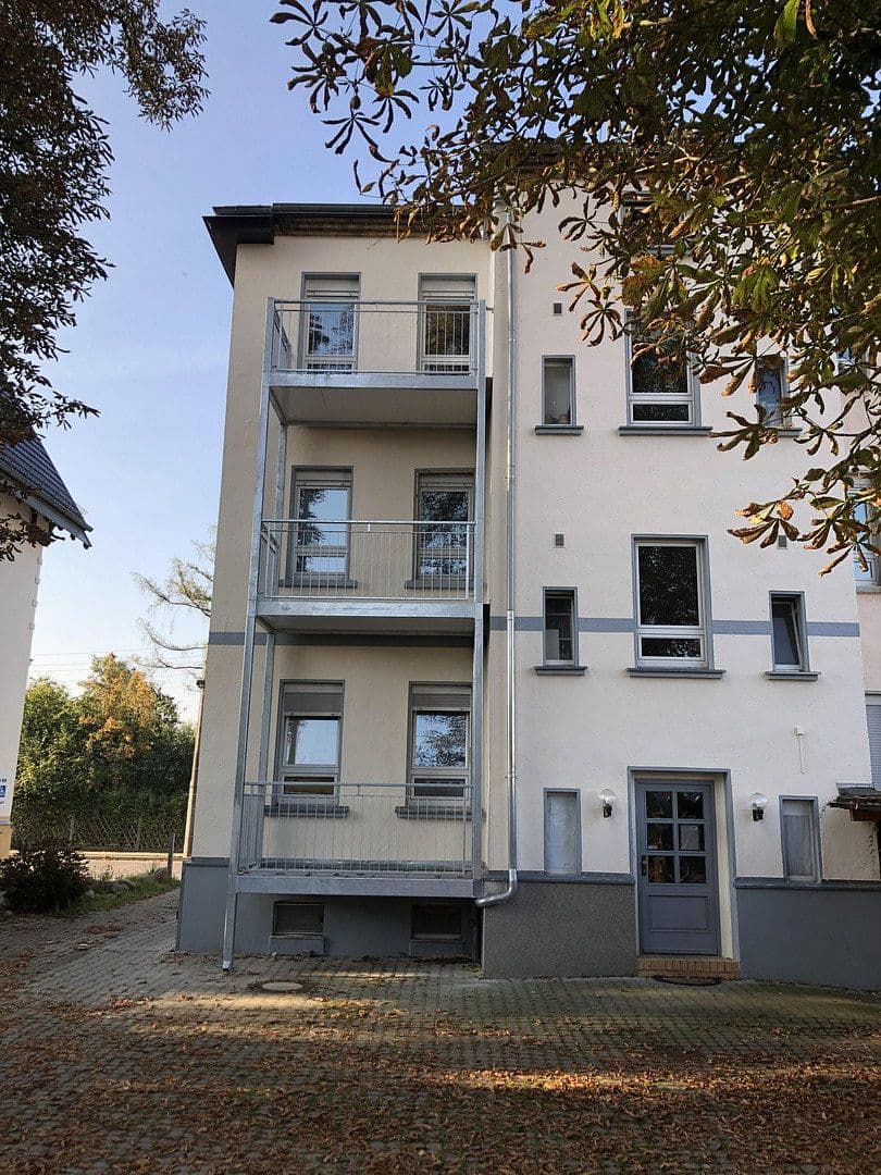 Pronájem bytu 2+1 43 m², Stötteritzer Landstraße 30, Leipzig, Sasko Pronájem bytu 2+1 43 m², Stötteritzer Landstraße 30, Leipzig, Sasko