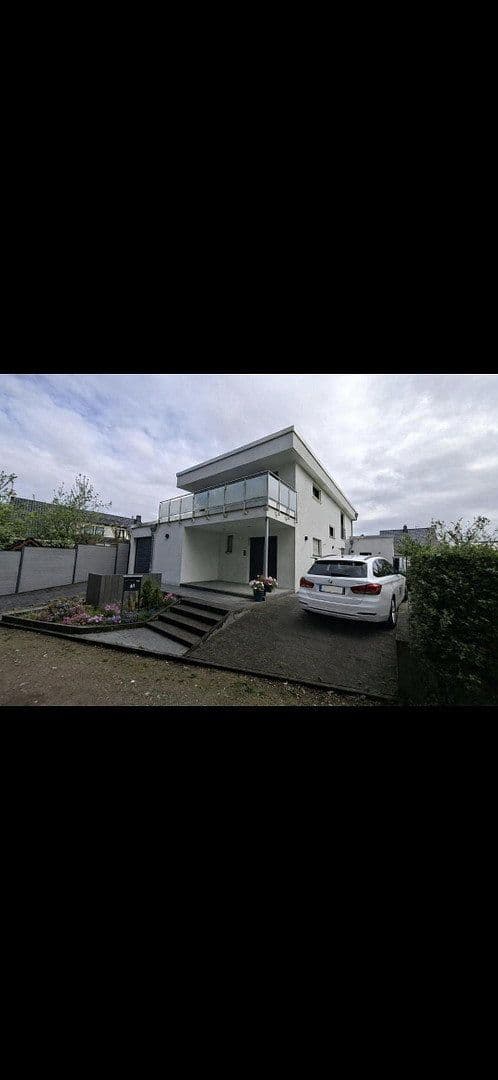 Prodej domu 153 m², pozemek 330 m², Castrop-Rauxel, Severní Porýní-Vestfálsko Prodej domu 153 m², pozemek 330 m², Castrop-Rauxel, Severní Porýní-Vestfálsko