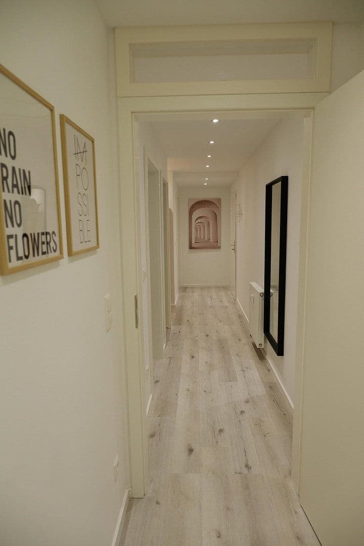 Pronájem bytu 2+1 58 m², Rappenberghalde 29, Tübingen, Bádensko-Württembersko Pronájem bytu 2+1 58 m², Rappenberghalde 29, Tübingen, Bádensko-Württembersko
