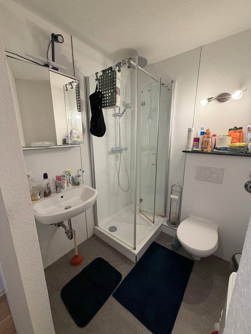 Pronájem bytu 1+1 35 m², Linkenheim-Hochstetten, Bádensko-Württembersko Pronájem bytu 1+1 35 m², Linkenheim-Hochstetten, Bádensko-Württembersko