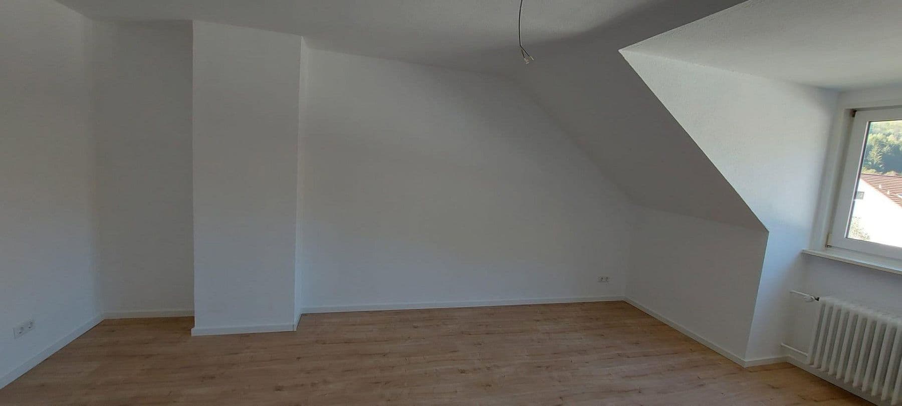 Pronájem bytu 2+1 62 m², Hasencleverstr. 18, Solingen, Severní Porýní-Vestfálsko Pronájem bytu 2+1 62 m², Hasencleverstr. 18, Solingen, Severní Porýní-Vestfálsko