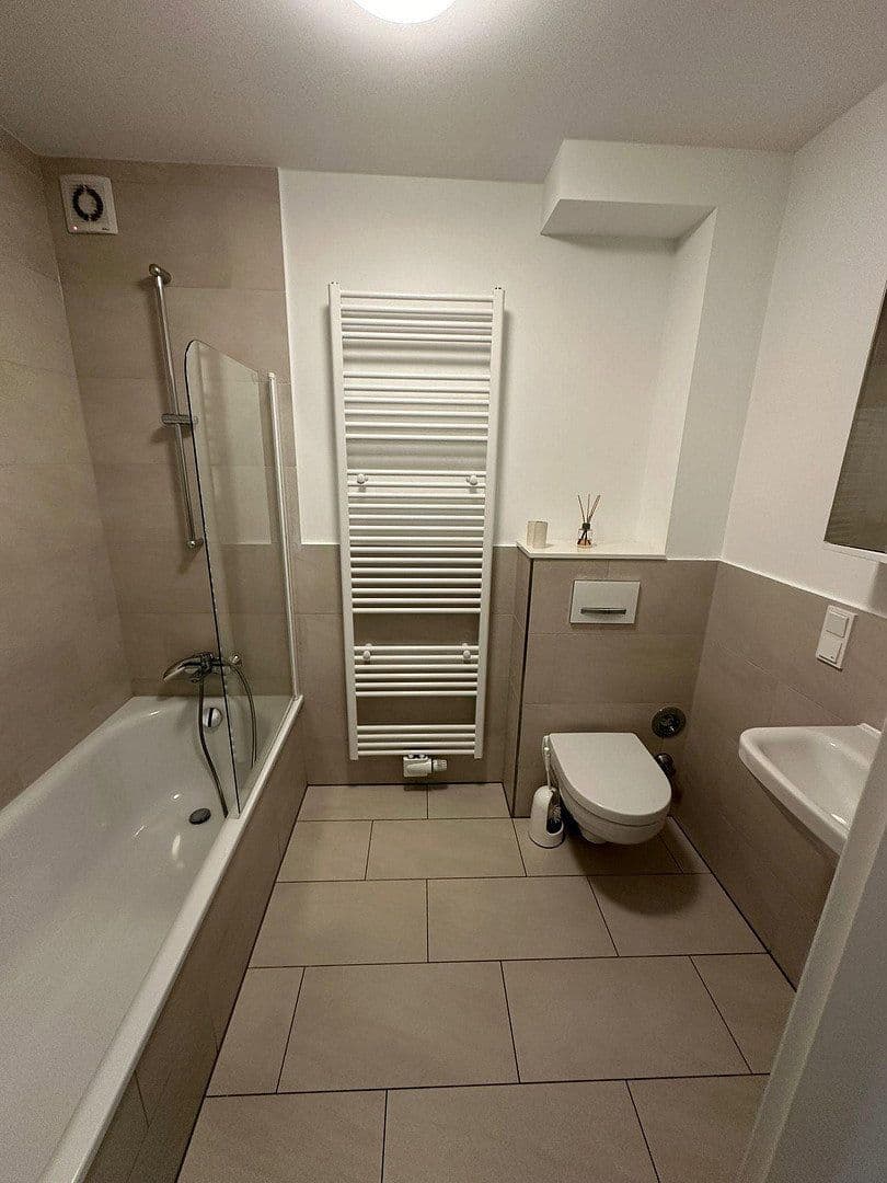 Pronájem bytu 4+1 100 m², Hanau, Hessen Pronájem bytu 4+1 100 m², Hanau, Hessen