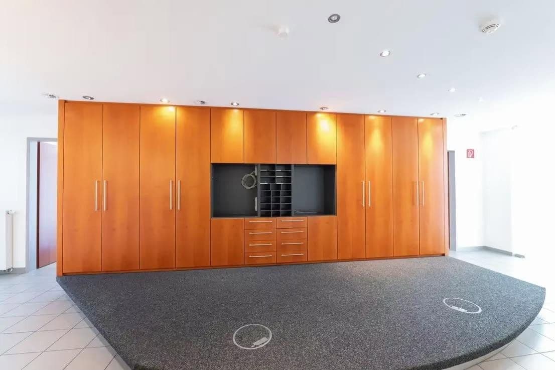 Pronájem kanceláře 214 m², Bahnhofsplatz 6, Koblenz, Porýní-Falc Pronájem kanceláře 214 m², Bahnhofsplatz 6, Koblenz, Porýní-Falc