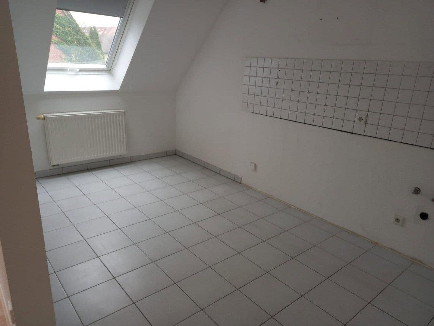 Pronájem bytu 3+kk 85 m², Finkenbergstr. 6, Heilbronn-Biberach, Bádensko-Württembersko Pronájem bytu 3+kk 85 m², Finkenbergstr. 6, Heilbronn-Biberach, Bádensko-Württembersko