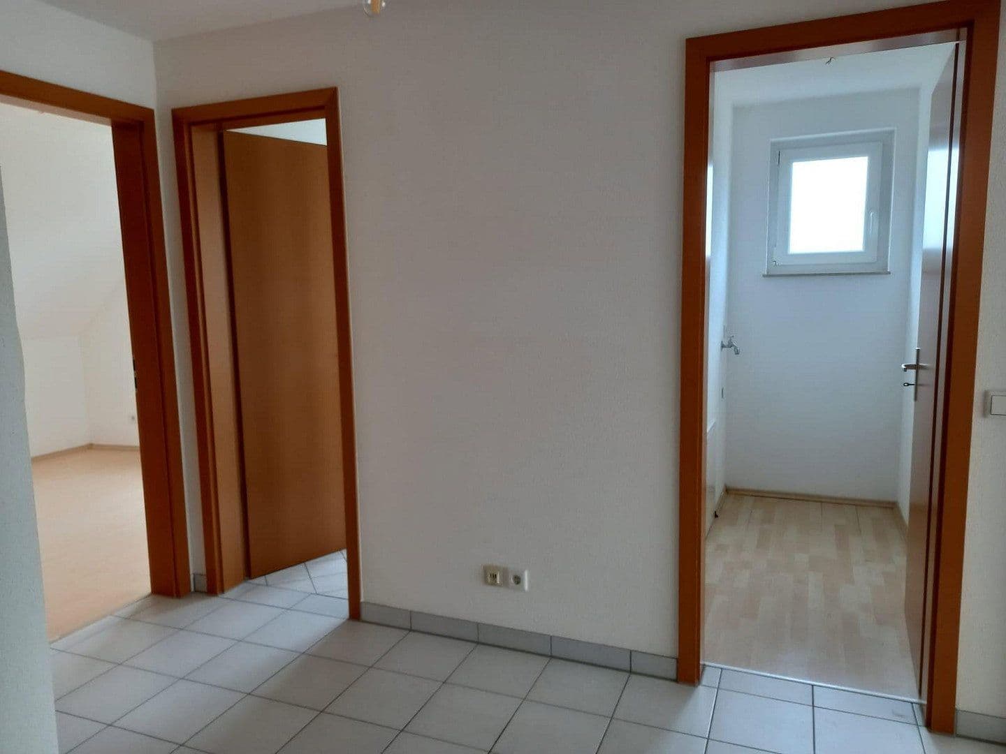 Pronájem bytu 3+kk 85 m², Finkenbergstr. 6, Heilbronn-Biberach, Bádensko-Württembersko Pronájem bytu 3+kk 85 m², Finkenbergstr. 6, Heilbronn-Biberach, Bádensko-Württembersko