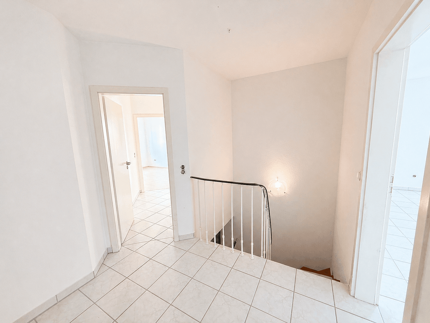 Prodej bytu 3+1 95 m², Neu-Anspach, Hessen Prodej bytu 3+1 95 m², Neu-Anspach, Hessen