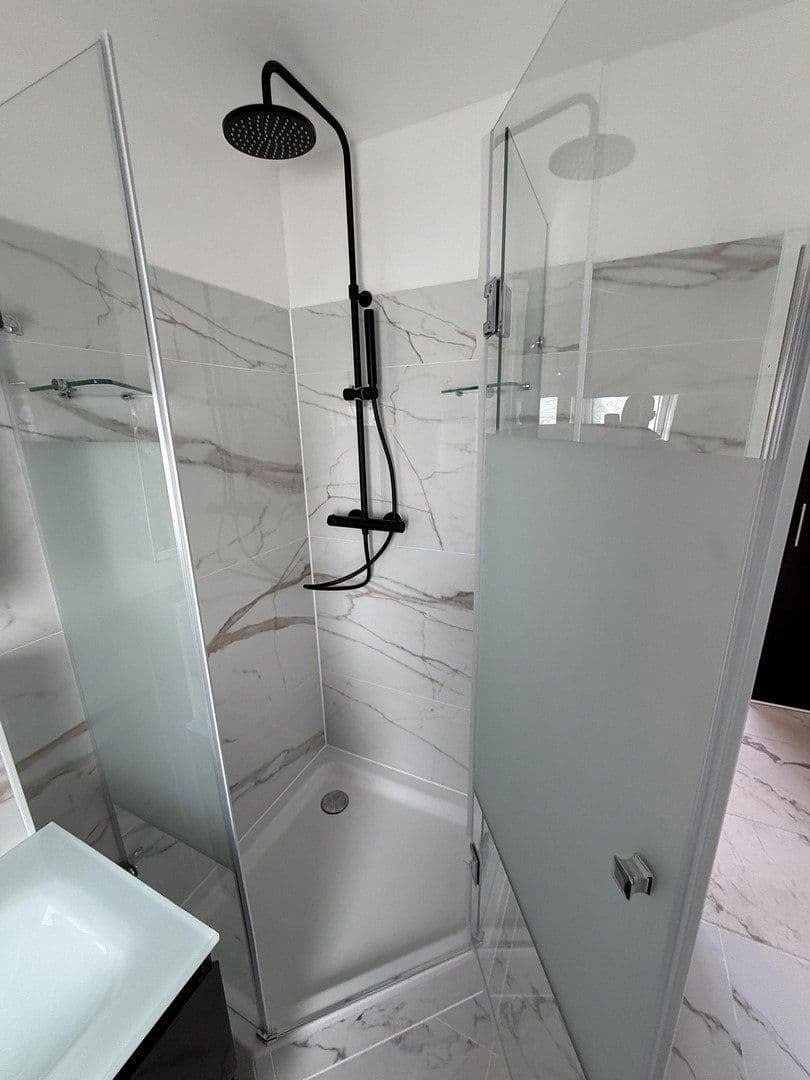 Pronájem bytu 4+1 111 m², Küfersteig 2, Berlin, Berlín Pronájem bytu 4+1 111 m², Küfersteig 2, Berlin, Berlín
