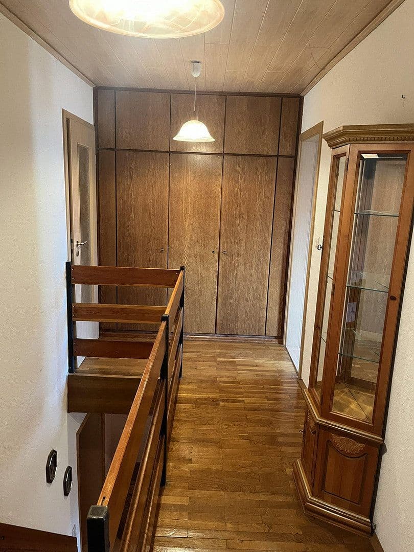 Prodej domu 138 m², pozemek 254 m², Halle, Sasko-Anhaltsko Prodej domu 138 m², pozemek 254 m², Halle, Sasko-Anhaltsko