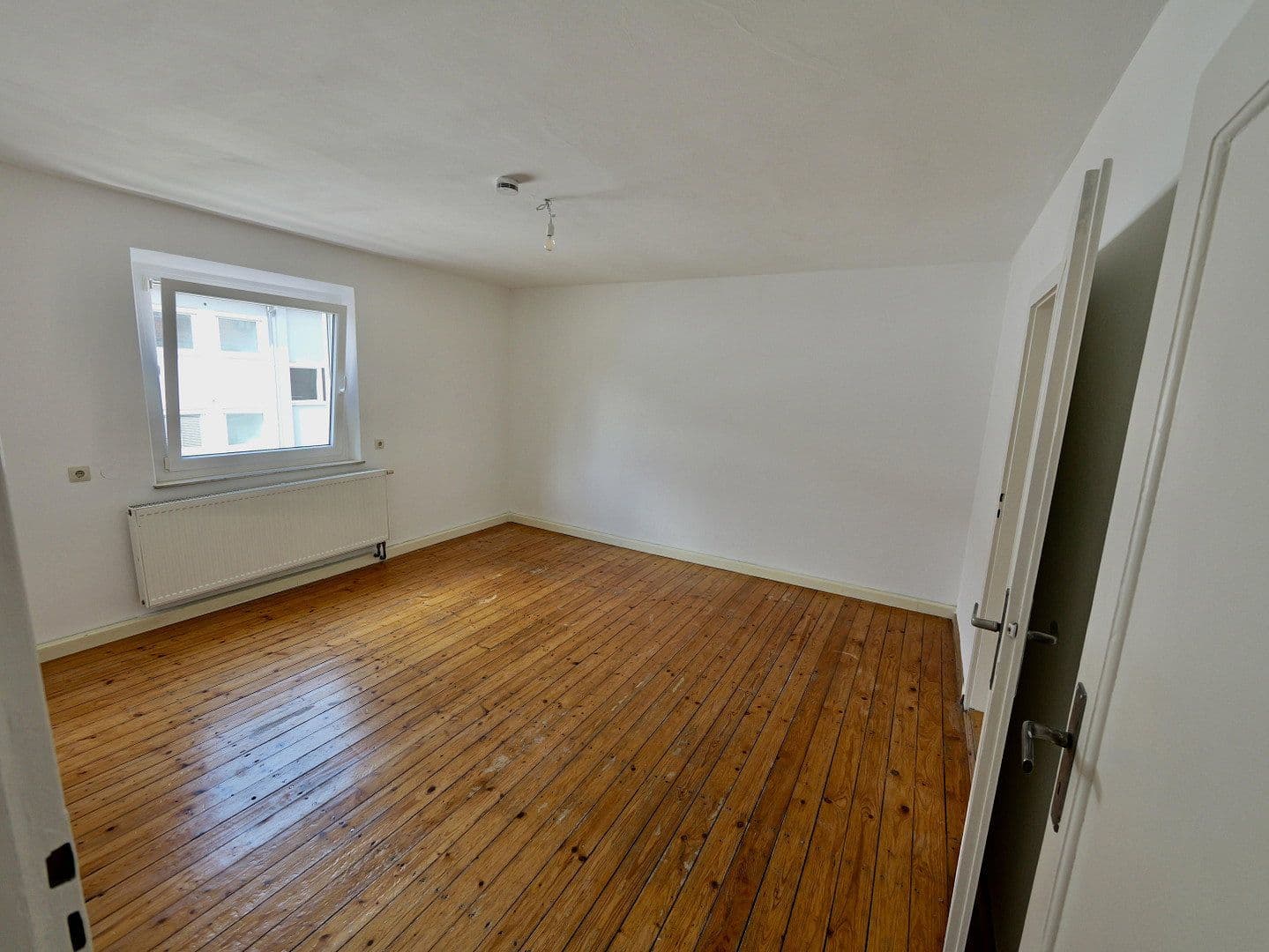 Prodej bytu 3+1 68 m², Schuhstraße 29, Erlangen, Bavorsko Prodej bytu 3+1 68 m², Schuhstraße 29, Erlangen, Bavorsko
