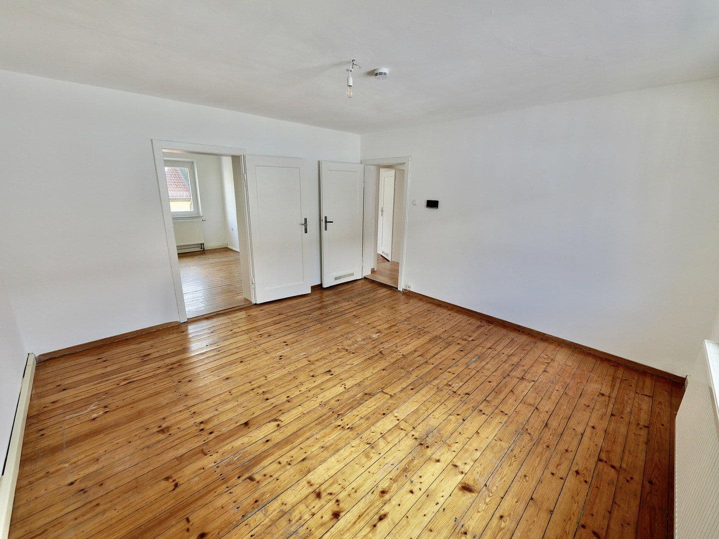 Prodej bytu 3+1 68 m², Schuhstraße 29, Erlangen, Bavorsko Prodej bytu 3+1 68 m², Schuhstraße 29, Erlangen, Bavorsko