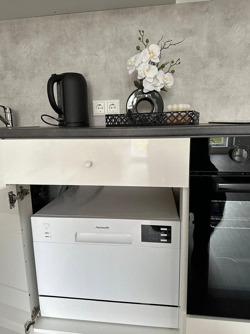 Pronájem bytu 1+kk 37 m², Oberursel (Taunus), Hessen Pronájem bytu 1+kk 37 m², Oberursel (Taunus), Hessen