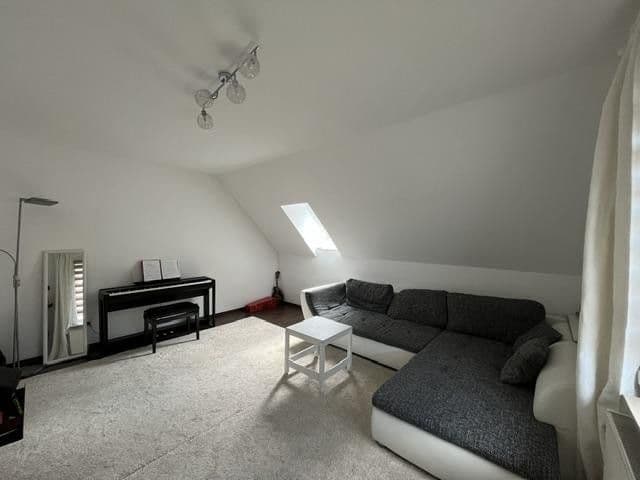 Pronájem bytu 4+kk 80 m², Sehnde, Dolní Sasko Pronájem bytu 4+kk 80 m², Sehnde, Dolní Sasko