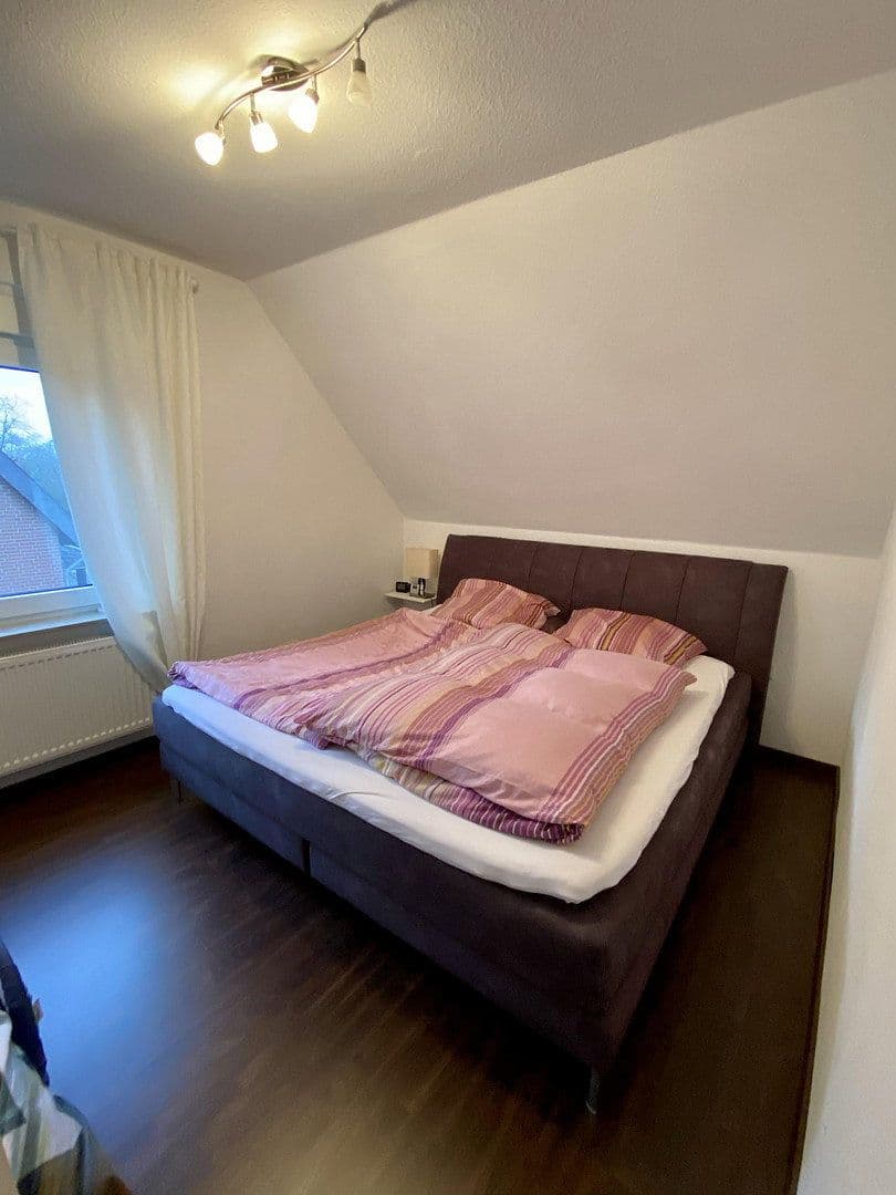 Pronájem bytu 4+kk 80 m², Sehnde, Dolní Sasko Pronájem bytu 4+kk 80 m², Sehnde, Dolní Sasko