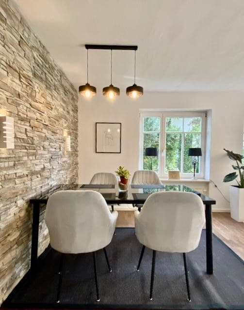 Pronájem bytu 3+1 90 m², München, Bavorsko Pronájem bytu 3+1 90 m², München, Bavorsko