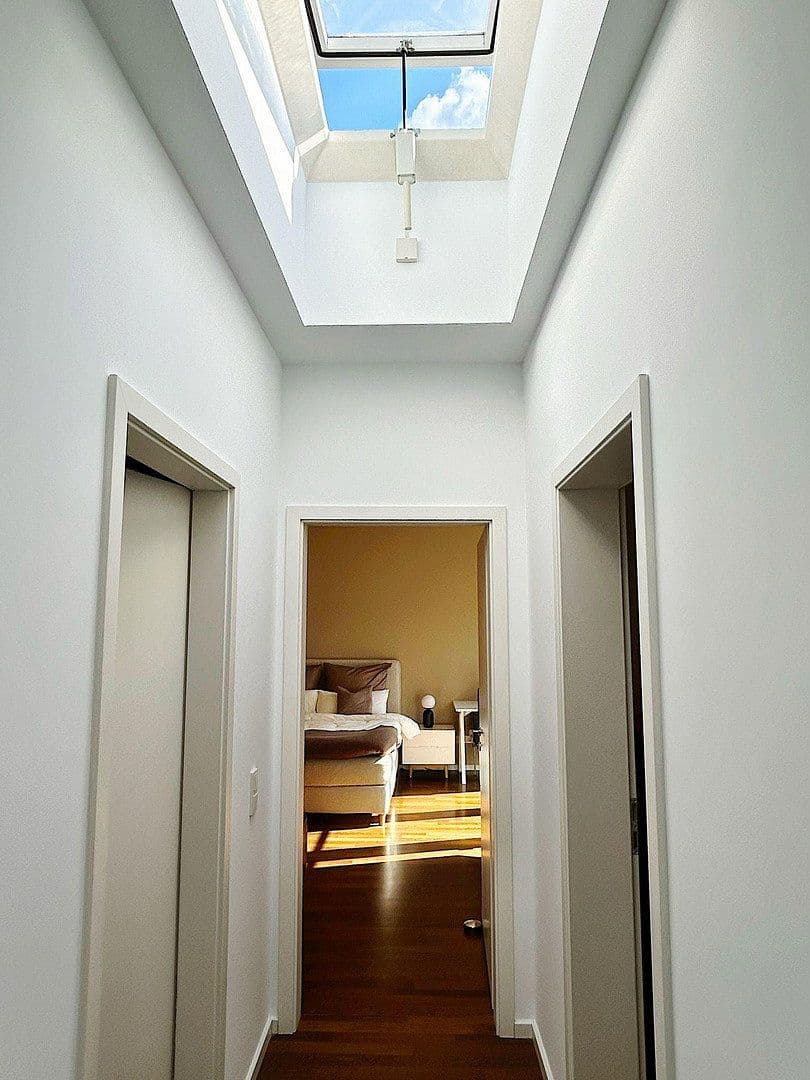 Pronájem bytu 3+kk 115 m², Köln, Severní Porýní-Vestfálsko Pronájem bytu 3+kk 115 m², Köln, Severní Porýní-Vestfálsko