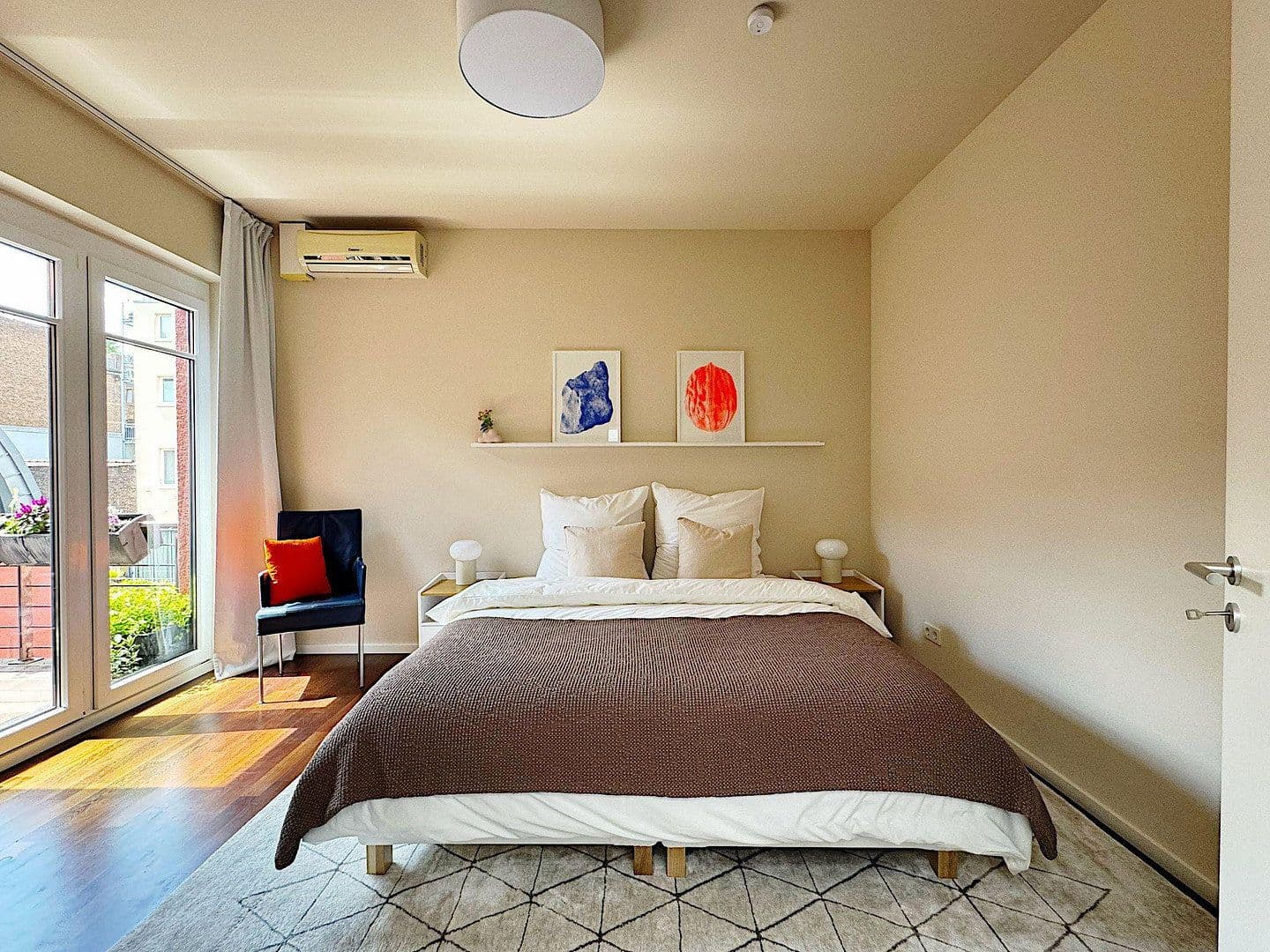 Pronájem bytu 3+kk 115 m², Köln, Severní Porýní-Vestfálsko Pronájem bytu 3+kk 115 m², Köln, Severní Porýní-Vestfálsko