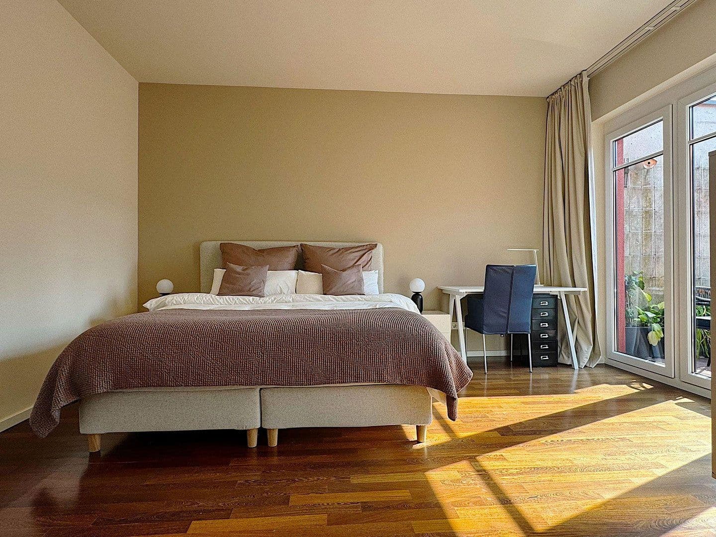 Pronájem bytu 3+kk 115 m², Köln, Severní Porýní-Vestfálsko Pronájem bytu 3+kk 115 m², Köln, Severní Porýní-Vestfálsko