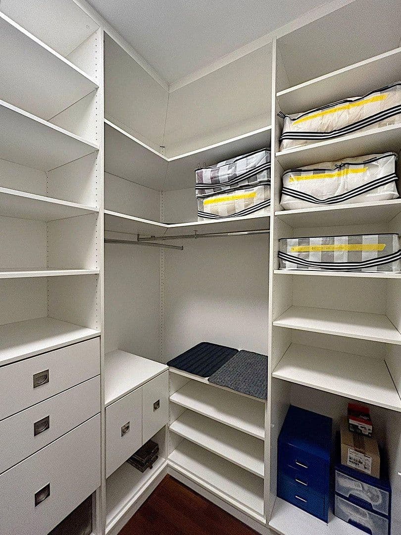 Pronájem bytu 3+kk 115 m², Köln, Severní Porýní-Vestfálsko Pronájem bytu 3+kk 115 m², Köln, Severní Porýní-Vestfálsko