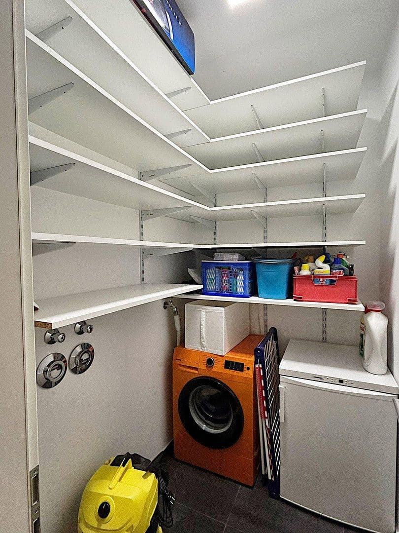 Pronájem bytu 3+kk 115 m², Köln, Severní Porýní-Vestfálsko Pronájem bytu 3+kk 115 m², Köln, Severní Porýní-Vestfálsko