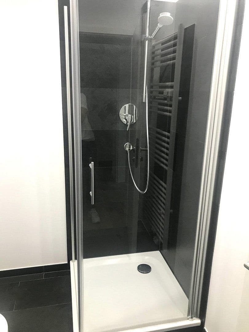 Pronájem bytu 3+1 66 m², Düsseldorf, Severní Porýní-Vestfálsko Pronájem bytu 3+1 66 m², Düsseldorf, Severní Porýní-Vestfálsko