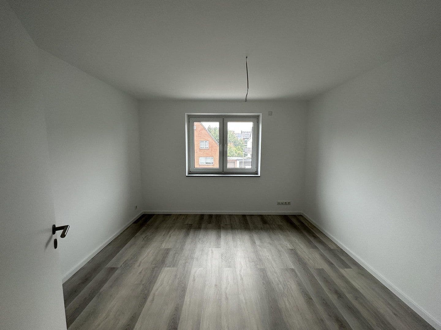 Pronájem bytu 4+1 116 m², Bachstraße 10, Bergheim, Severní Porýní-Vestfálsko Pronájem bytu 4+1 116 m², Bachstraße 10, Bergheim, Severní Porýní-Vestfálsko