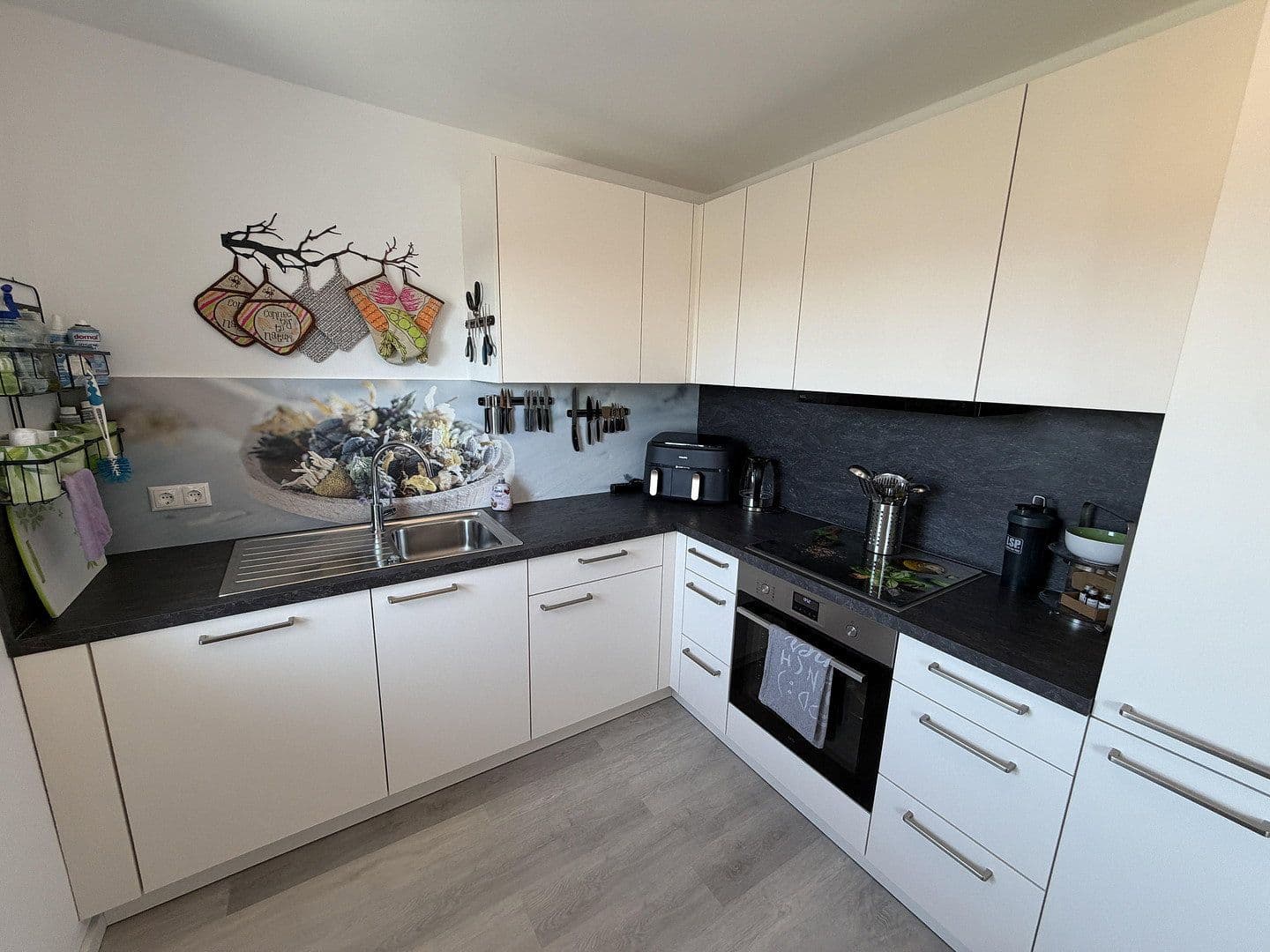 Pronájem bytu 4+1 116 m², Bachstraße 10, Bergheim, Severní Porýní-Vestfálsko Pronájem bytu 4+1 116 m², Bachstraße 10, Bergheim, Severní Porýní-Vestfálsko