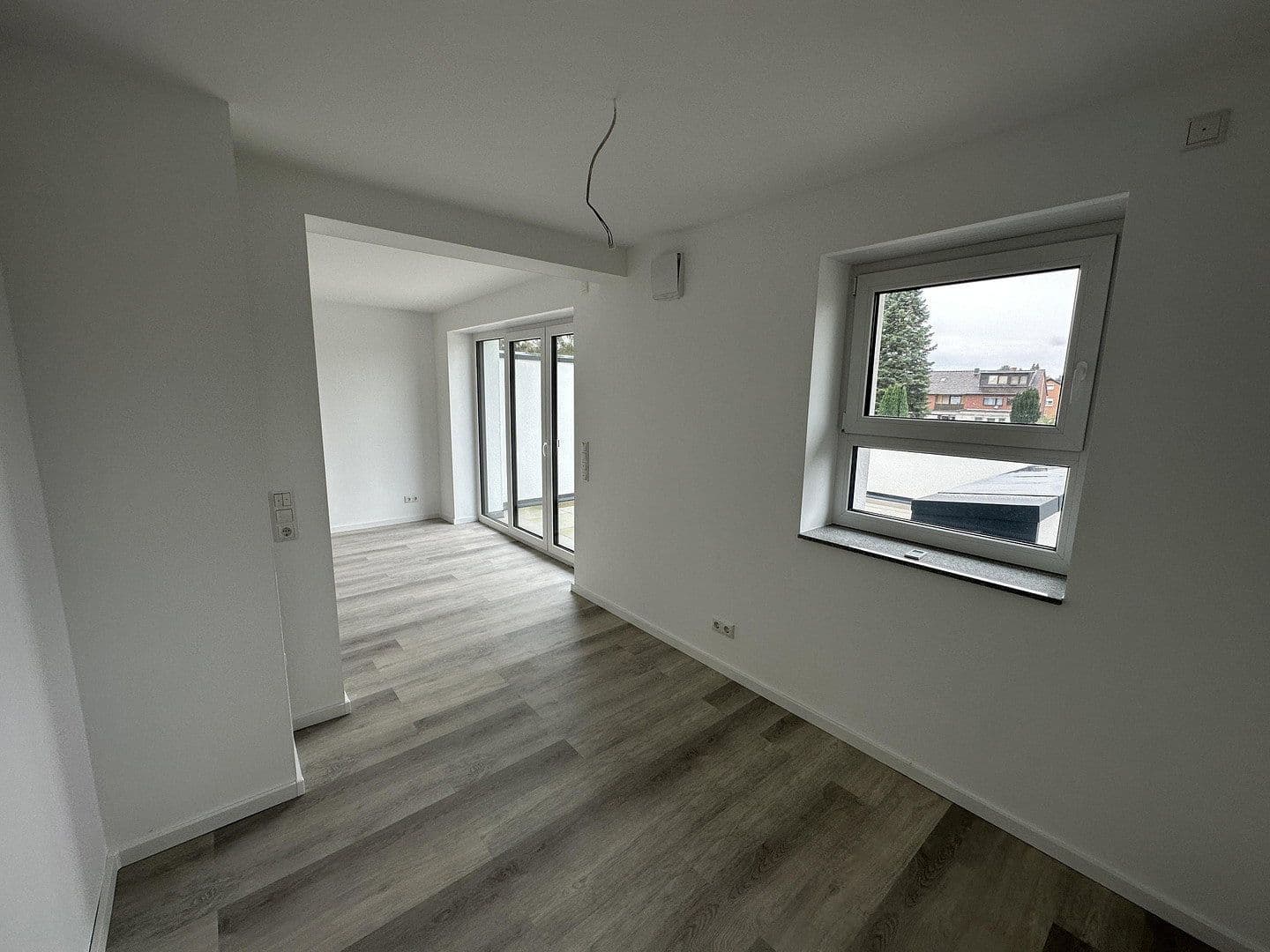Pronájem bytu 4+1 116 m², Bachstraße 10, Bergheim, Severní Porýní-Vestfálsko Pronájem bytu 4+1 116 m², Bachstraße 10, Bergheim, Severní Porýní-Vestfálsko