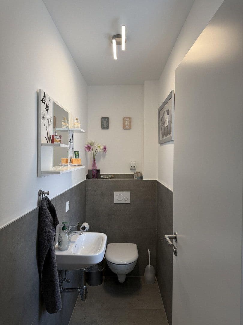 Pronájem bytu 4+1 116 m², Bachstraße 10, Bergheim, Severní Porýní-Vestfálsko Pronájem bytu 4+1 116 m², Bachstraße 10, Bergheim, Severní Porýní-Vestfálsko