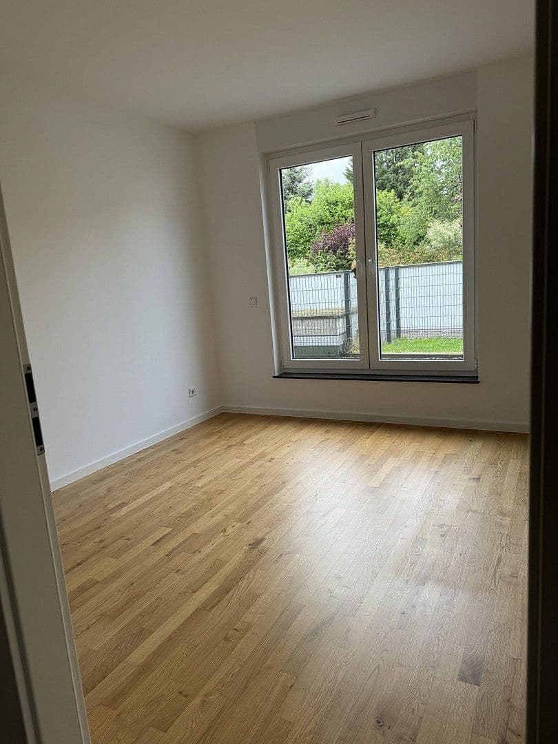 Pronájem bytu 3+1 92 m², Stresemannstraße / Ahornweg, Frechen, Severní Porýní-Vestfálsko Pronájem bytu 3+1 92 m², Stresemannstraße / Ahornweg, Frechen, Severní Porýní-Vestfálsko