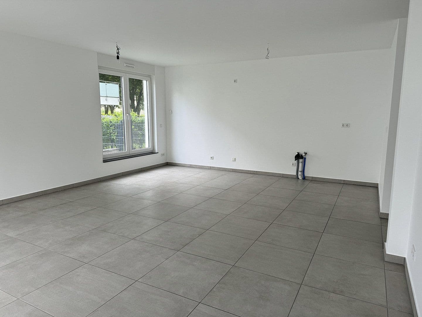 Pronájem bytu 3+1 92 m², Stresemannstraße / Ahornweg, Frechen, Severní Porýní-Vestfálsko Pronájem bytu 3+1 92 m², Stresemannstraße / Ahornweg, Frechen, Severní Porýní-Vestfálsko