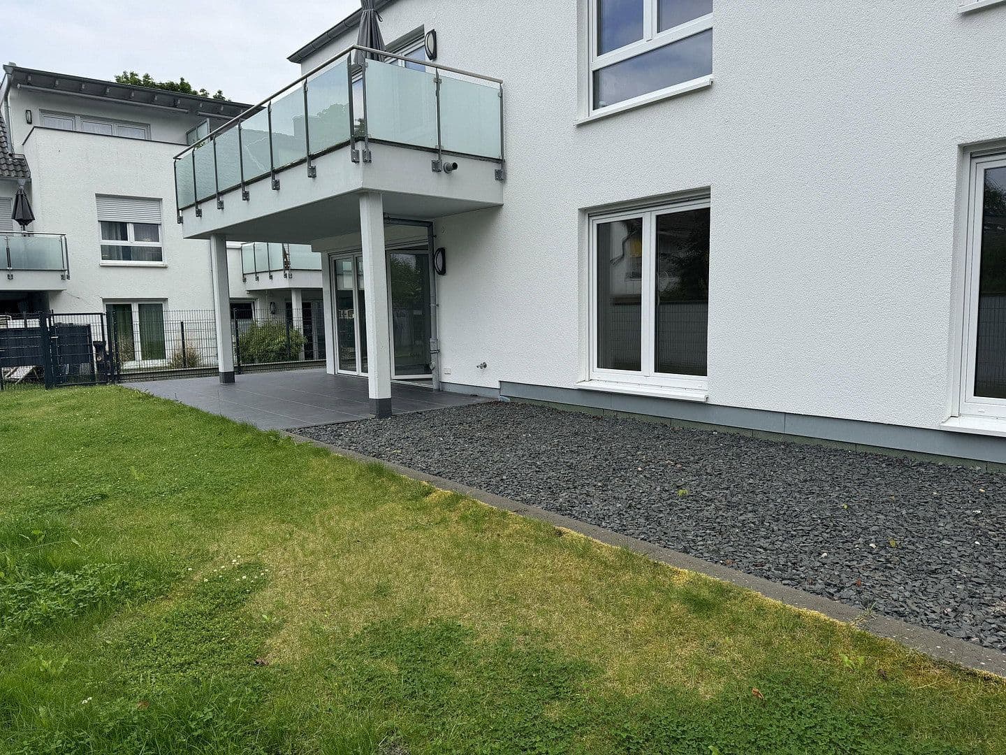 Pronájem bytu 3+1 92 m², Stresemannstraße / Ahornweg, Frechen, Severní Porýní-Vestfálsko Pronájem bytu 3+1 92 m², Stresemannstraße / Ahornweg, Frechen, Severní Porýní-Vestfálsko