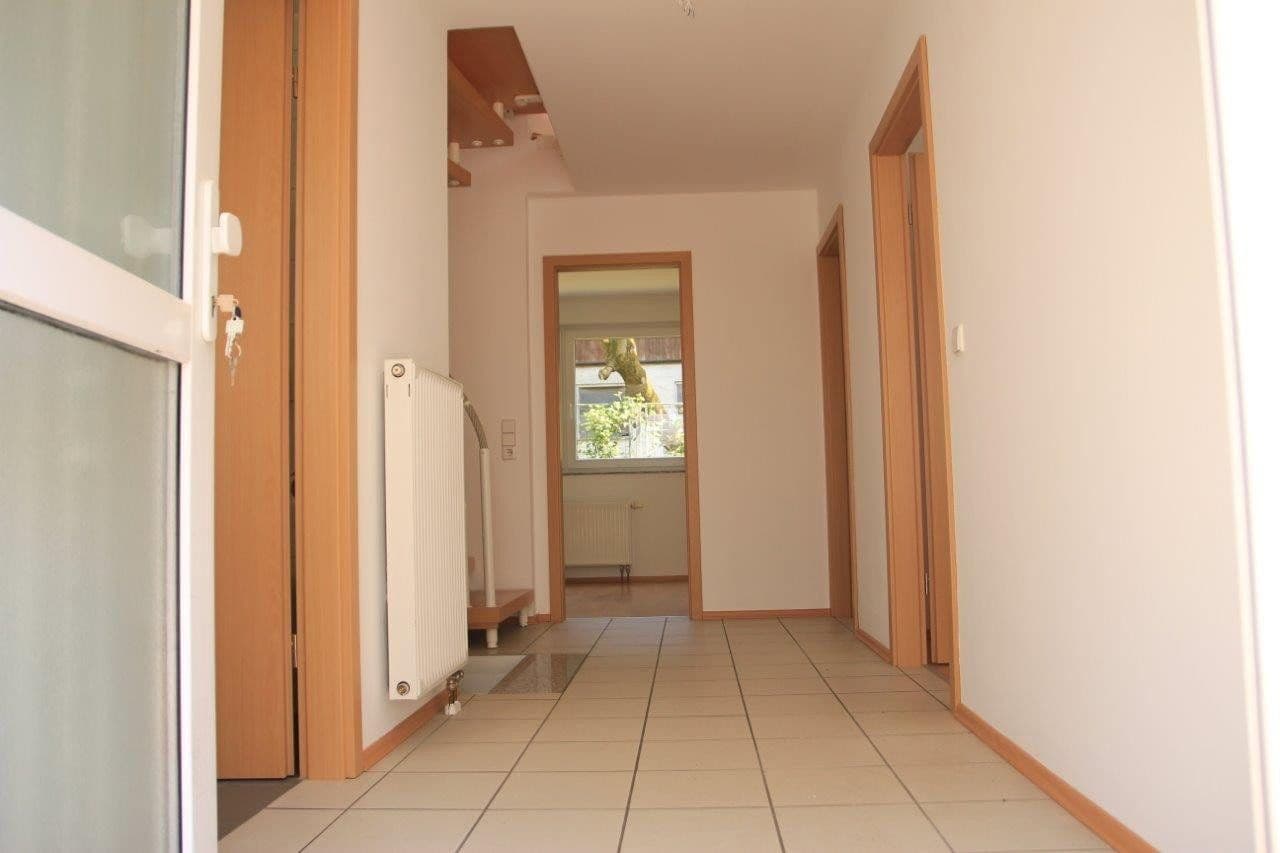 Pronájem domu 136 m², pozemek 100 m², Schwaikheimer Str. 19/2, Winnenden, Bádensko-Württembersko Pronájem domu 136 m², pozemek 100 m², Schwaikheimer Str. 19/2, Winnenden, Bádensko-Württembersko