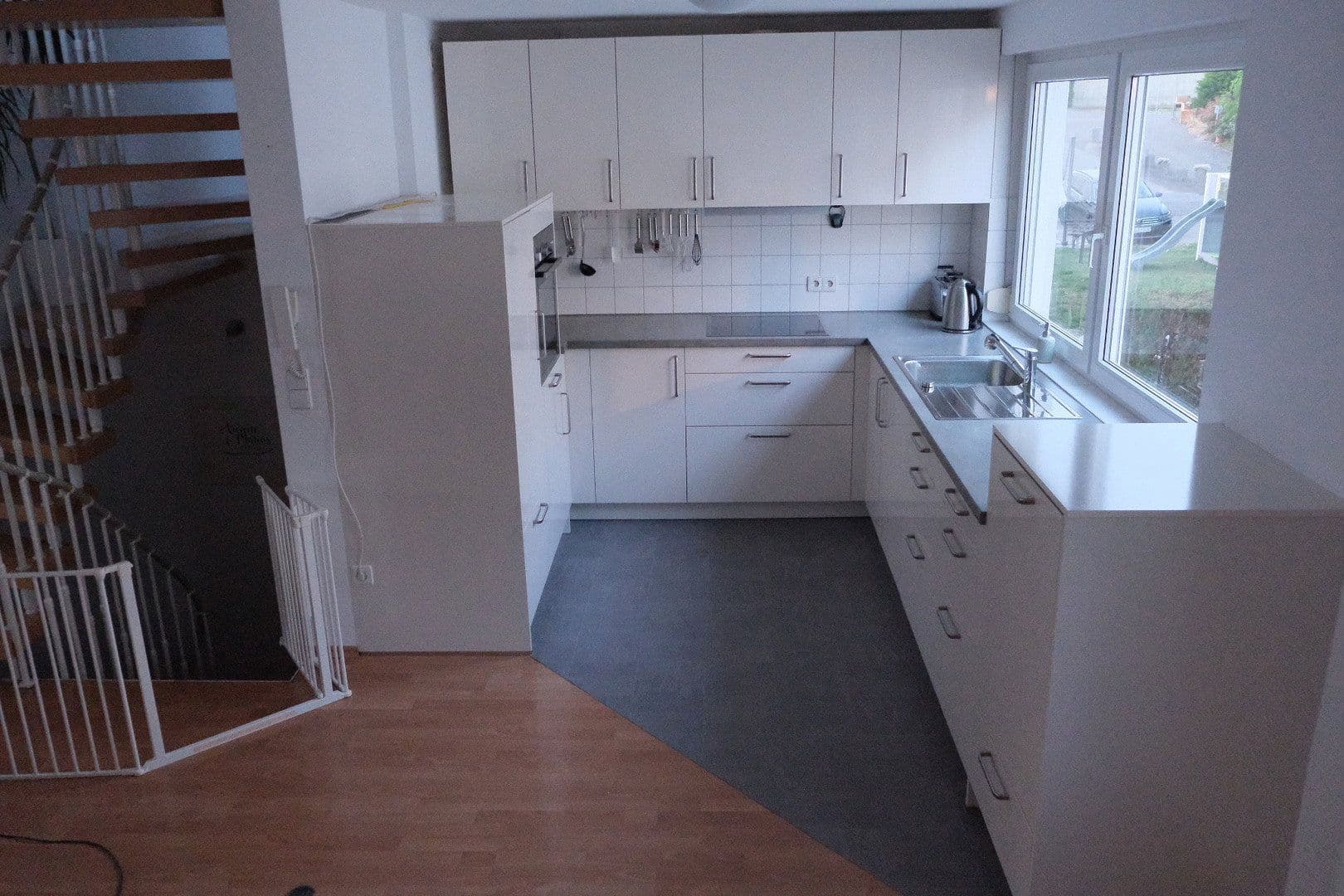 Pronájem domu 136 m², pozemek 100 m², Schwaikheimer Str. 19/2, Winnenden, Bádensko-Württembersko Pronájem domu 136 m², pozemek 100 m², Schwaikheimer Str. 19/2, Winnenden, Bádensko-Württembersko