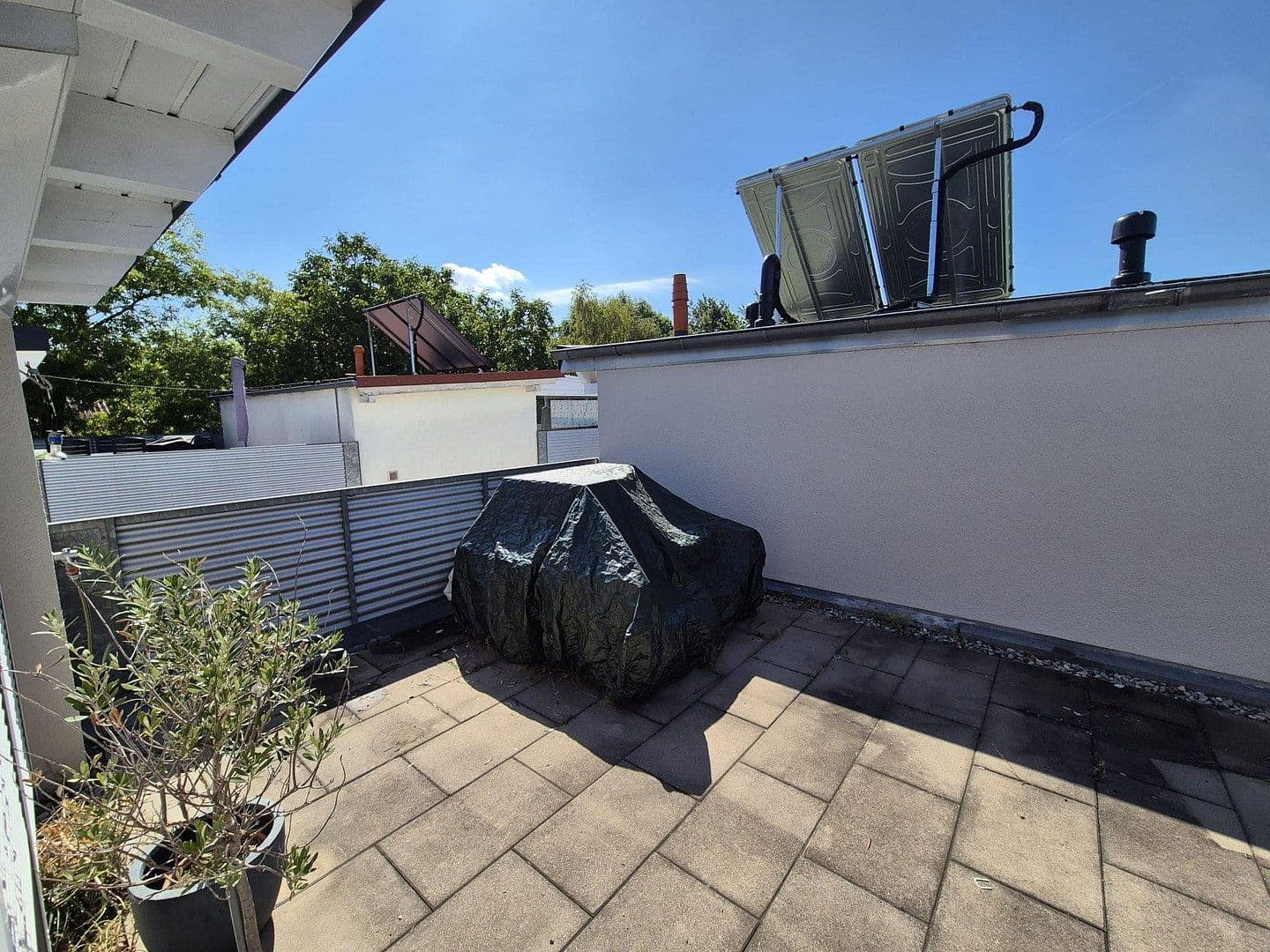 Pronájem domu 136 m², pozemek 100 m², Schwaikheimer Str. 19/2, Winnenden, Bádensko-Württembersko Pronájem domu 136 m², pozemek 100 m², Schwaikheimer Str. 19/2, Winnenden, Bádensko-Württembersko